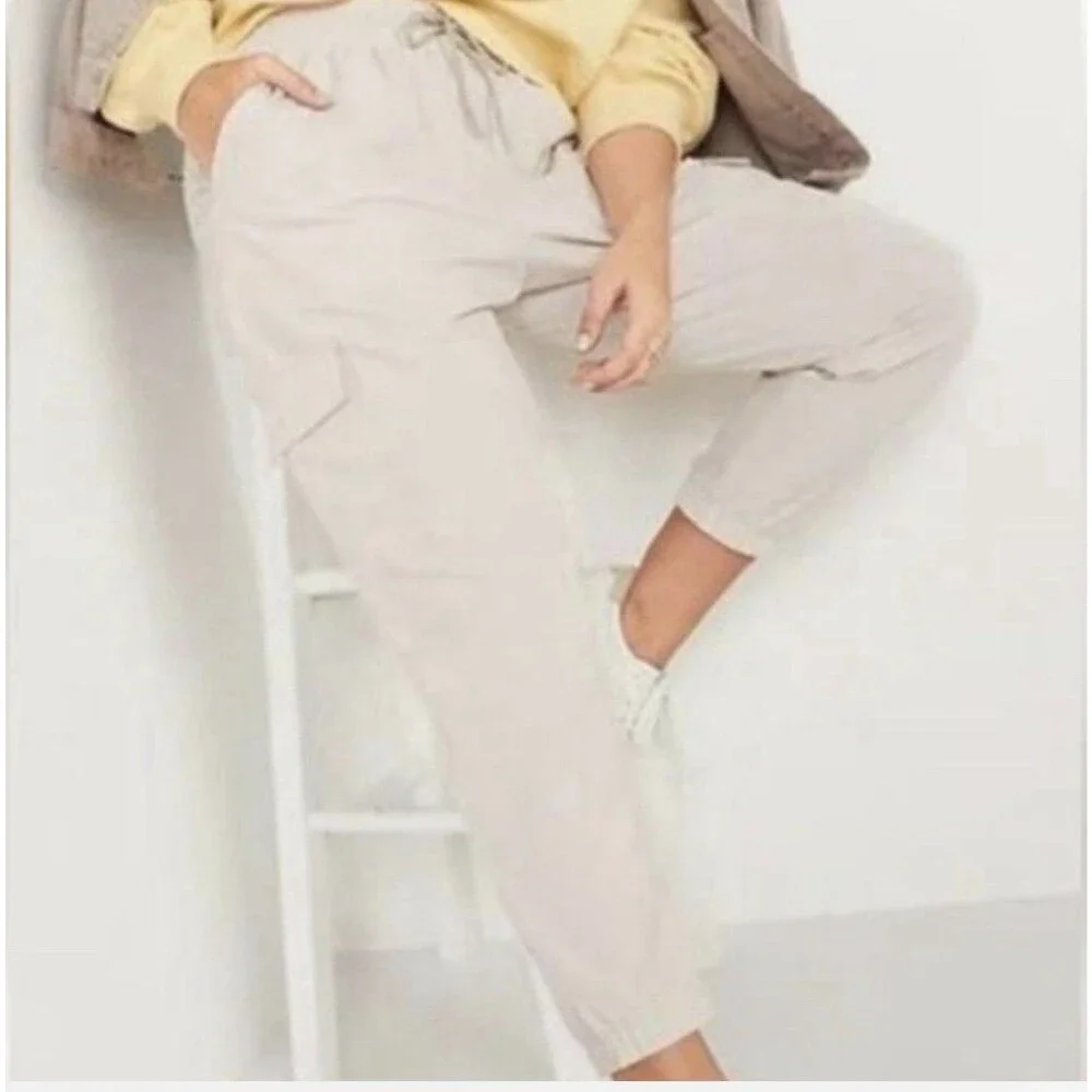 Old Navy StretchTech Cargo Jogger Pants Beige 2XL Plus Quick Dry Women's